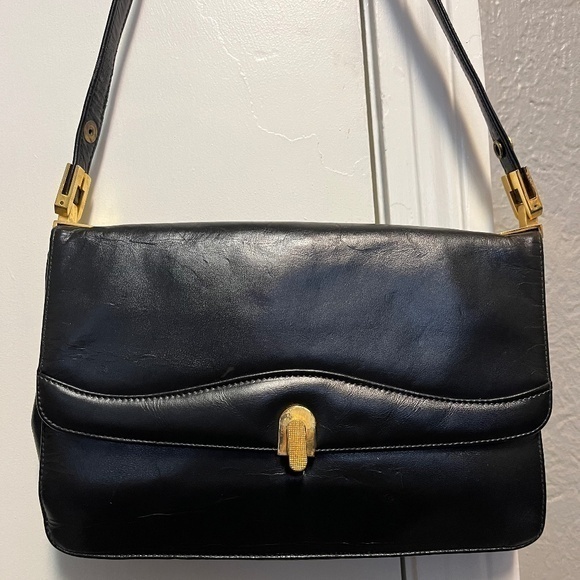 Vintage 90s Classic Black and Gold Genuine Leather Purse with Unique Clasp 7 - Picture 1 of 12
